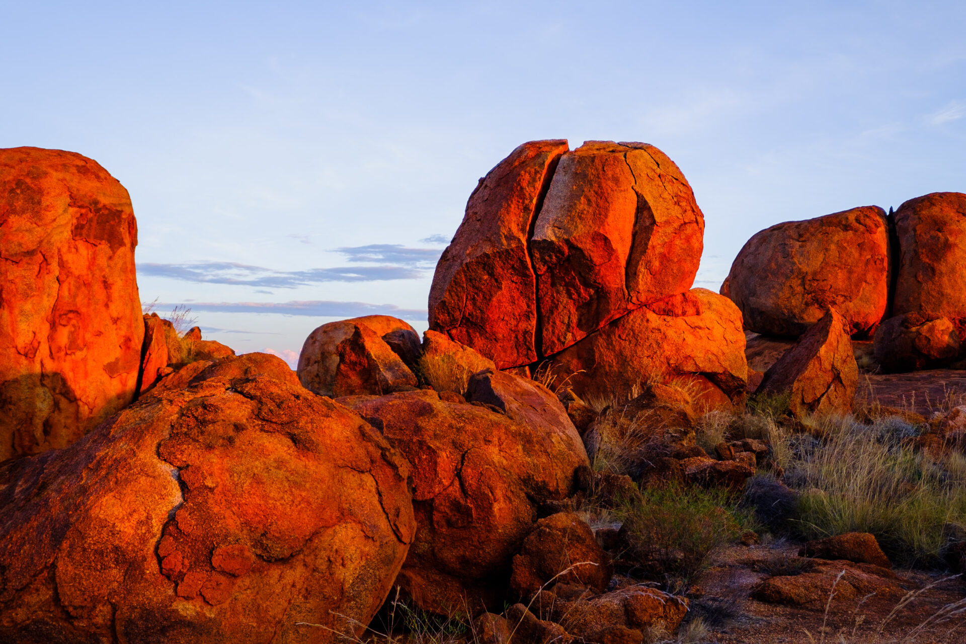 A guide to visit the Diablia marbles in Australia