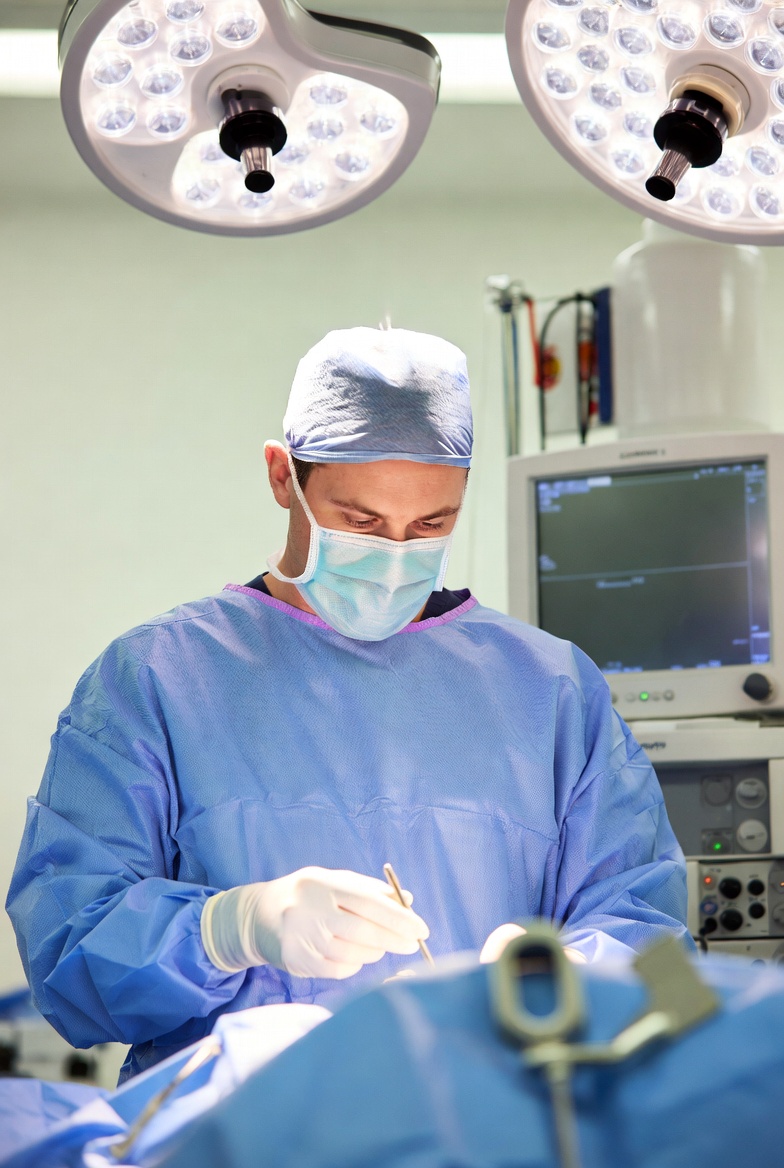 Vascular Surgery – Estimated Salary: $580,000–$660,000